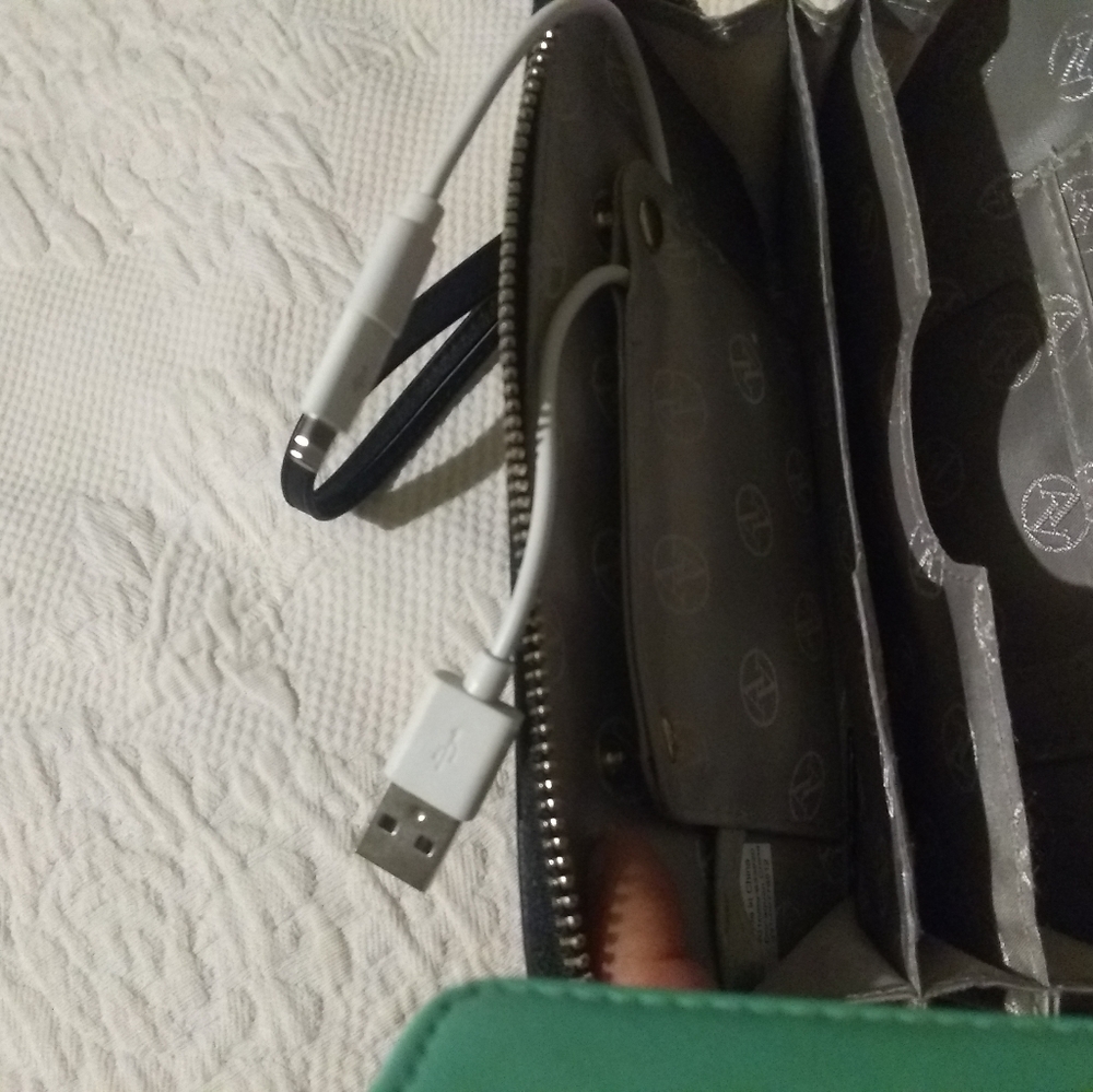 Wallet - Picture 5 of 7